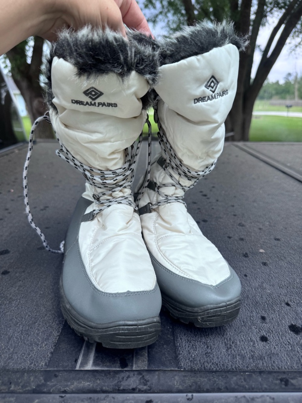 Dream Pairs White and Gray Faux Fur Winter Boots